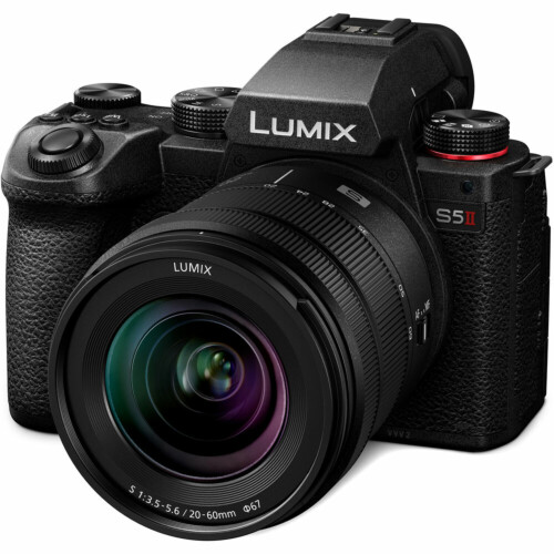 Panasonic DC-S5II + 20-60mm f/3.5-5.6
