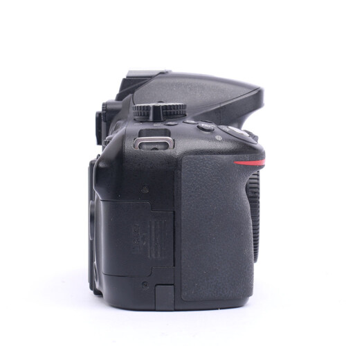 Nikon D5200 ボディ 楽天市場】ニコン Nikon D5200 ボディ ブロンズ デジタル 一眼