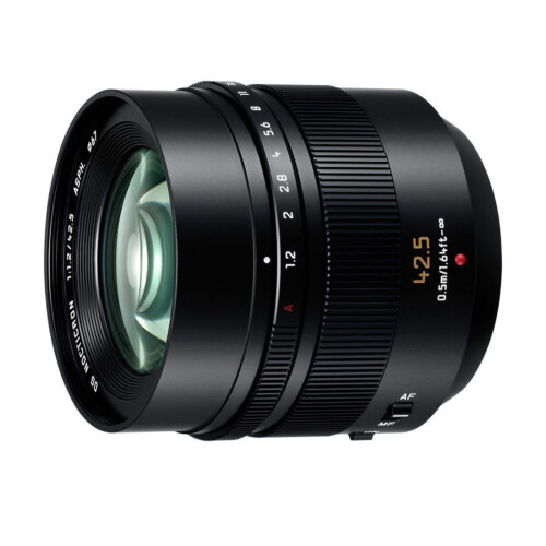 Panasonic Leica DG Nocticron 42.5mm f/1.2 Asph.