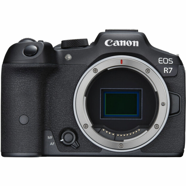 Canon EOS R7 systeemcamera body + EF-EOS R Adapter