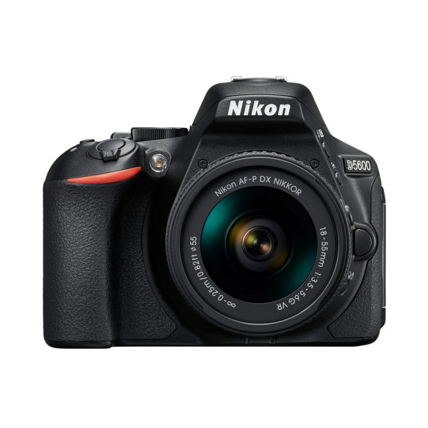 Nikon D5600 + AF-P 18-55mm VR