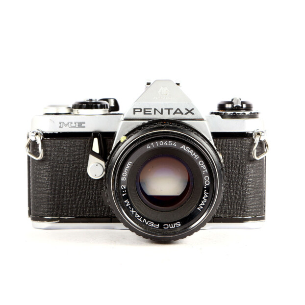 Pentax ME + Pentax-M SMC 50mm f/2.0 Occasion 447