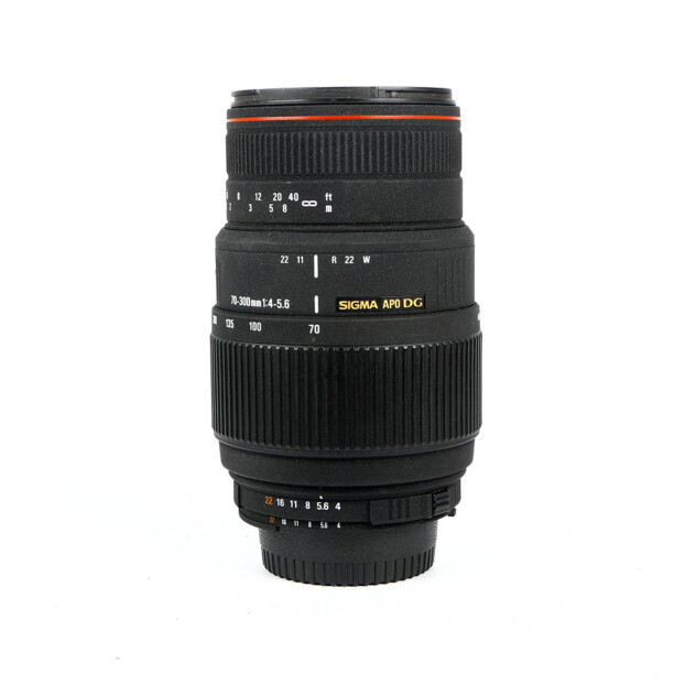Sigma 70-300mm f/4.0-5.6 APO DG Nikon F Occasion M929