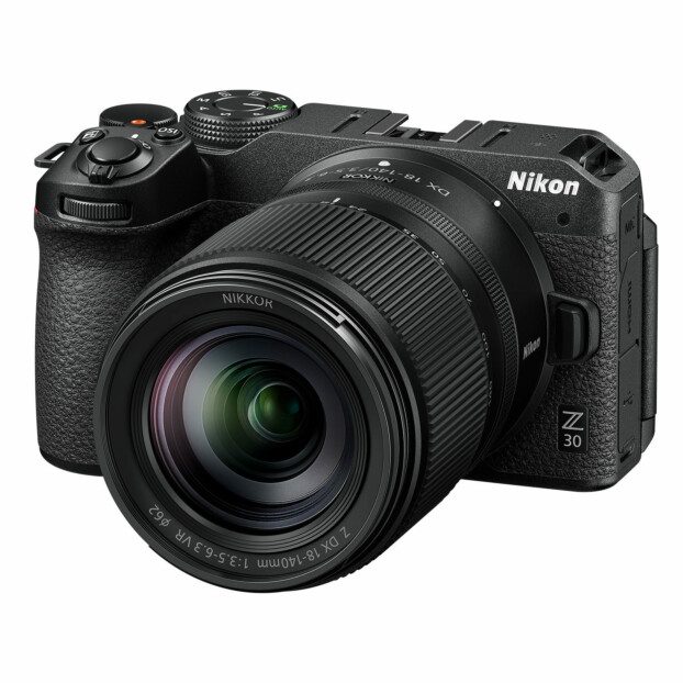 Nikon Z30 systeemcamera + 18-140mm f/3.5-6.3 VR
