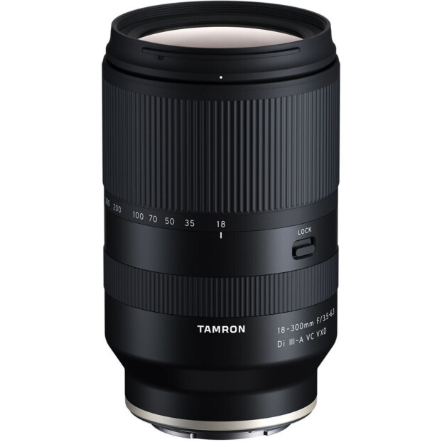Tamron 18-300mm f/3.5-6.3 Di III-A VC VXD | Fuji X