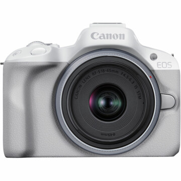 Canon EOS R50 wit + RF-S 18-45mm f/4.5-6.3 IS STM