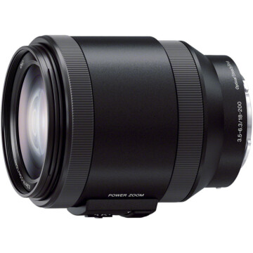 Sony E 18-200mm F/3.5-6.3 G OSS PZ

