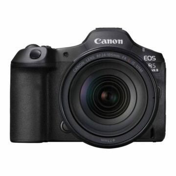 Canon EOS R5 II + RF 24-105mm f/4.0 L IS USM