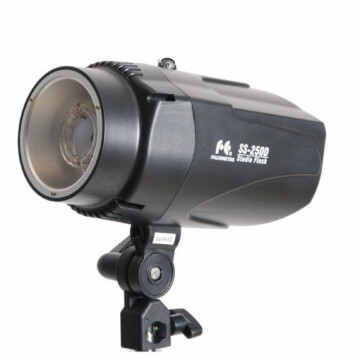 Falcon Eyes Studioflitser SS-250D