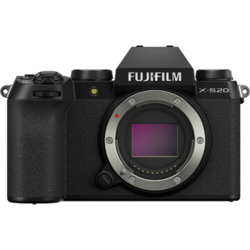 Fujifilm X-S20 +Sigma 16-300mm f/3.5-6.7