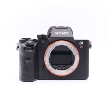 Tweedehands Sony A7R II body Zwart +  Pixel Battery Grip Occasion M4595