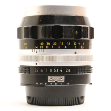Tweedehands Nikon 105mm f2.5 AI Nikkor-P Auto Occasion M3834