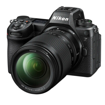 Nikon Z6 III + Z 24-200mm f/4.0-6.3