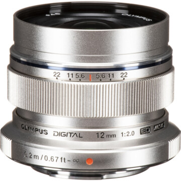 Olympus M.Zuiko Digital ED 12mm f/2.0 zilver