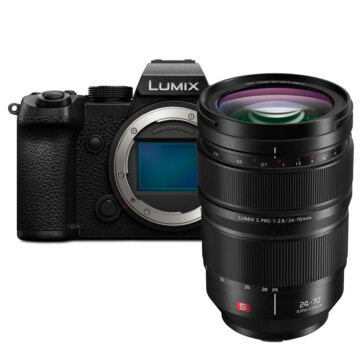 Panasonic Lumix DC-S5 + 24-70mm f/2.8 S Pro