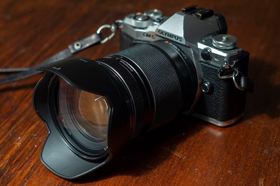 Olympus 12-200 voorbeeldfoto's bij Veur-Lent