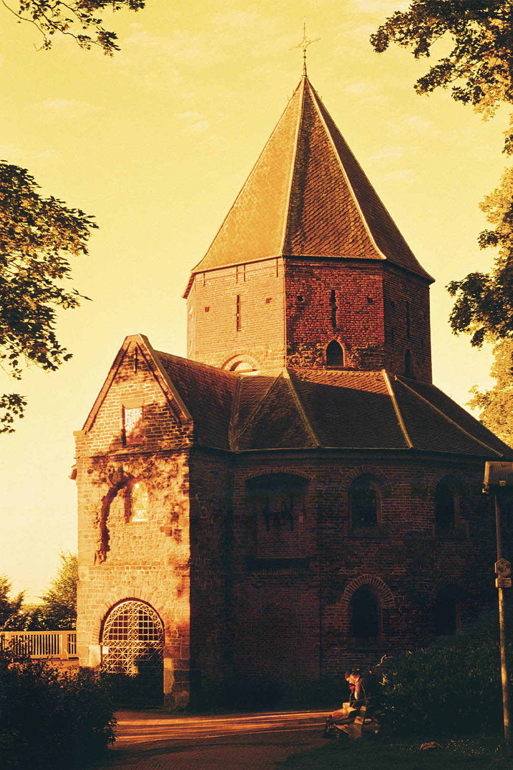redscale church