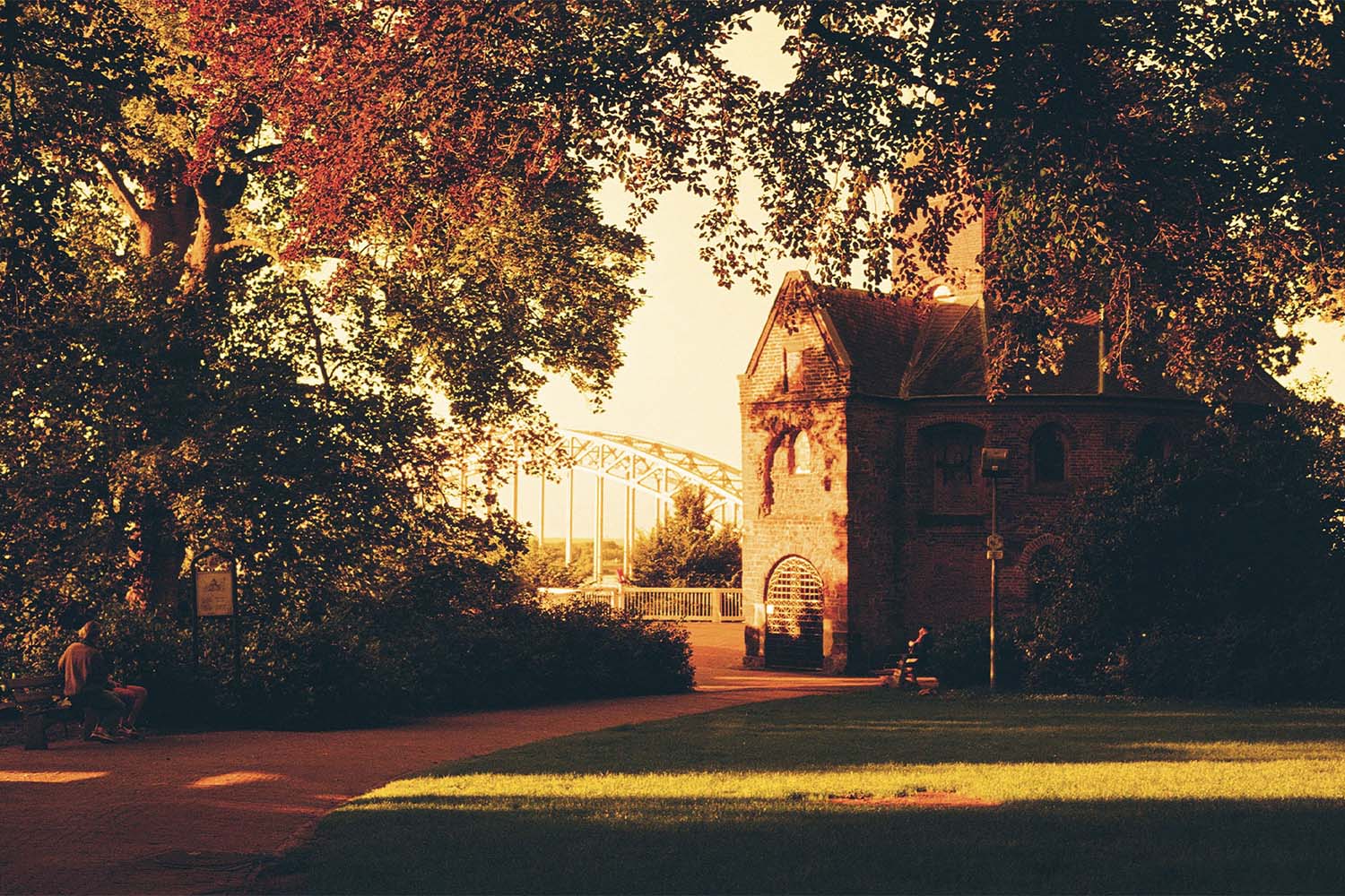 redscale church park